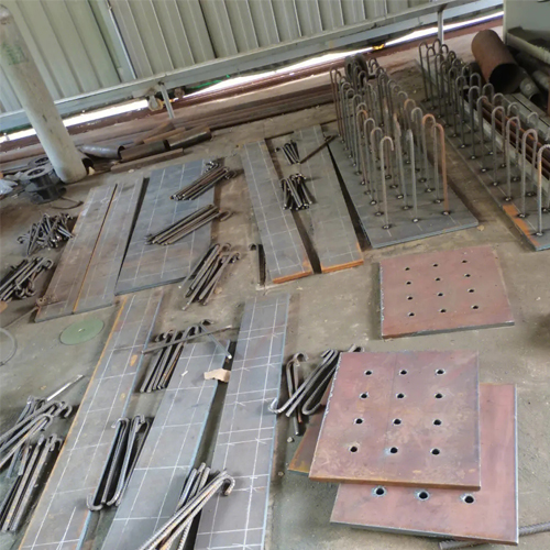 有哪些其他因素会影响银川预埋件位置的确定？